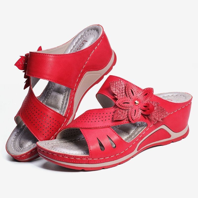 Dame Blomsterdekoration Slip On Hollow Out Bløde Casual Wedge Sandaler