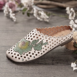 Dame Retro Læder Blomsterapplikationsudskæringer Bløde Flade Mule Træsko Slip-on Sandaler