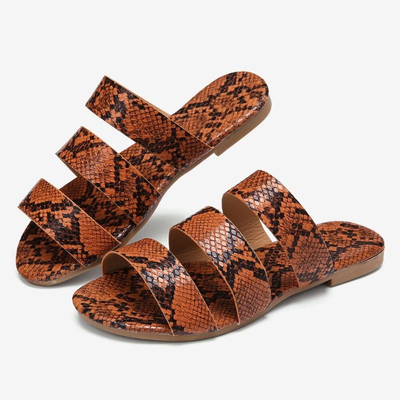 Dame Slangeskind Printed Triple Belt Flat Sandaler