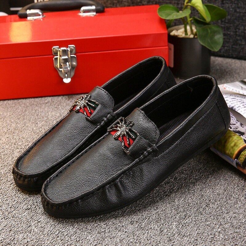 Herre Pu Butterfly Decoration Fashion Business Slip On Læder Loafers