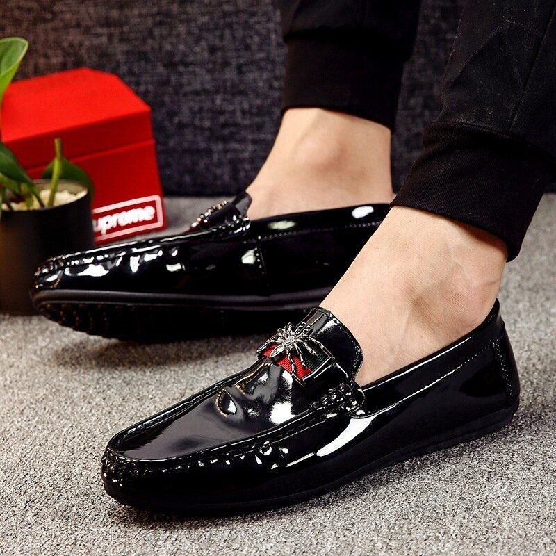 Herre Pu Butterfly Decoration Fashion Business Slip On Læder Loafers