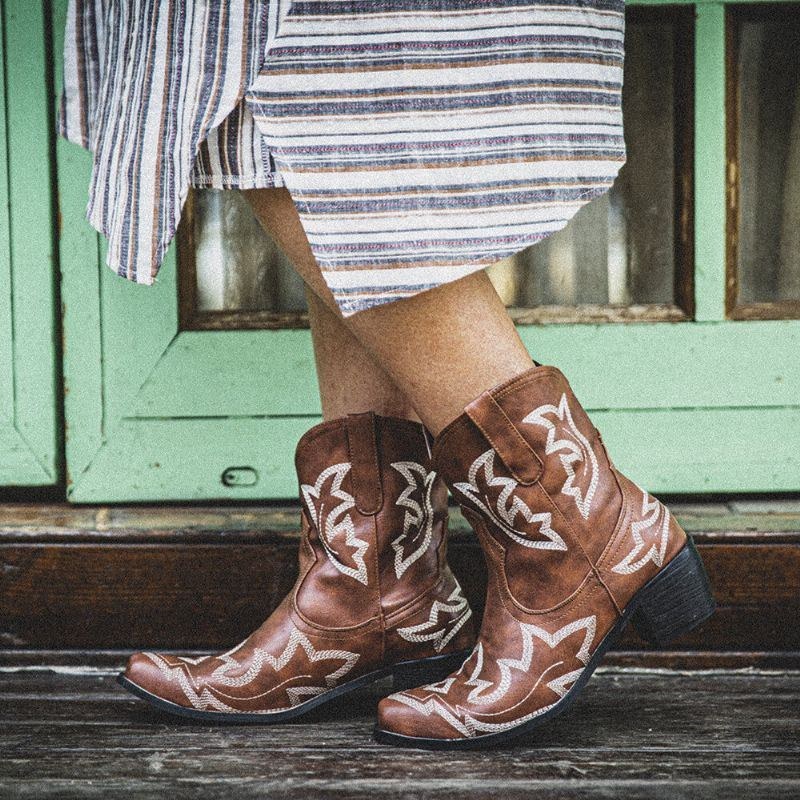 Dame Folkways Blomsterbroderet Chunky Heel Slip-on Korte Cowboystøvler