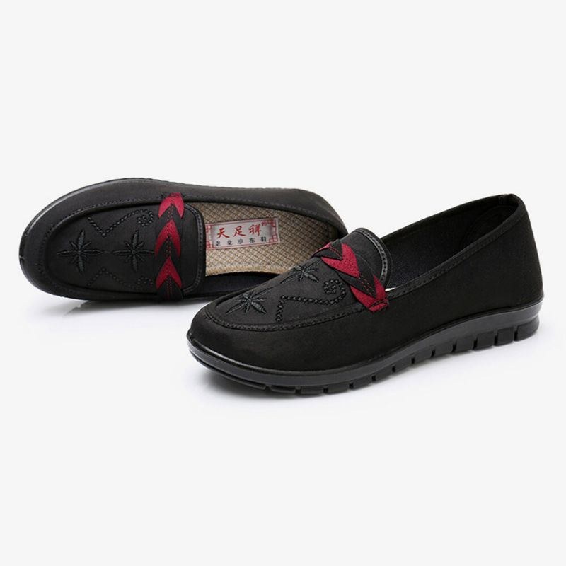 Dame Blomster Broderi Shallow Bærbare Slip-on Loafers