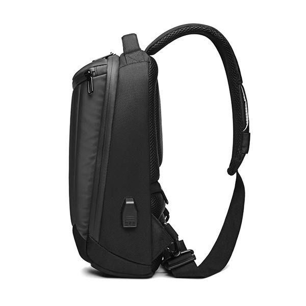 Stor Kapacitet Vandtæt Business Usb Ladeport Sling Bag Brysttaske Crossbody Taske Til Mænd